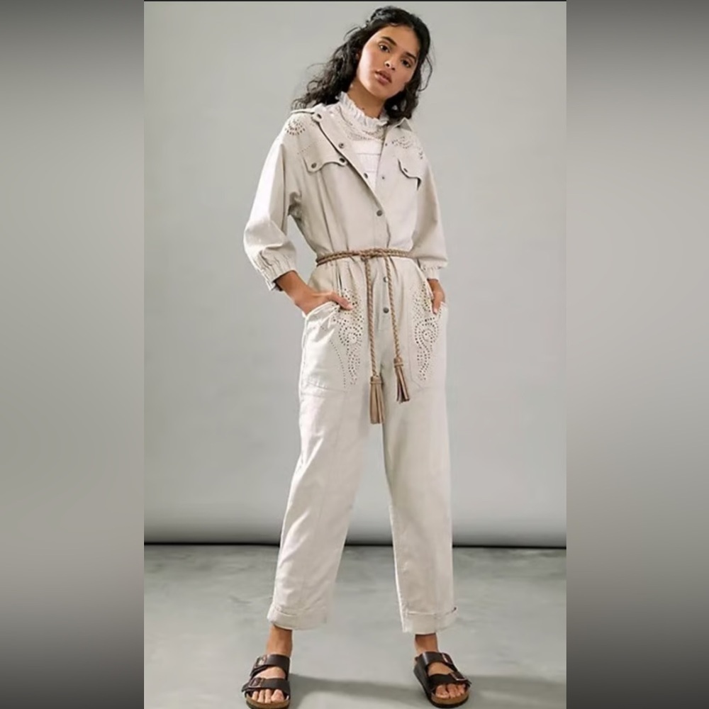 Anthropologie Embroidered Eyelet Utility Jumpsuit – Size Medium Beige